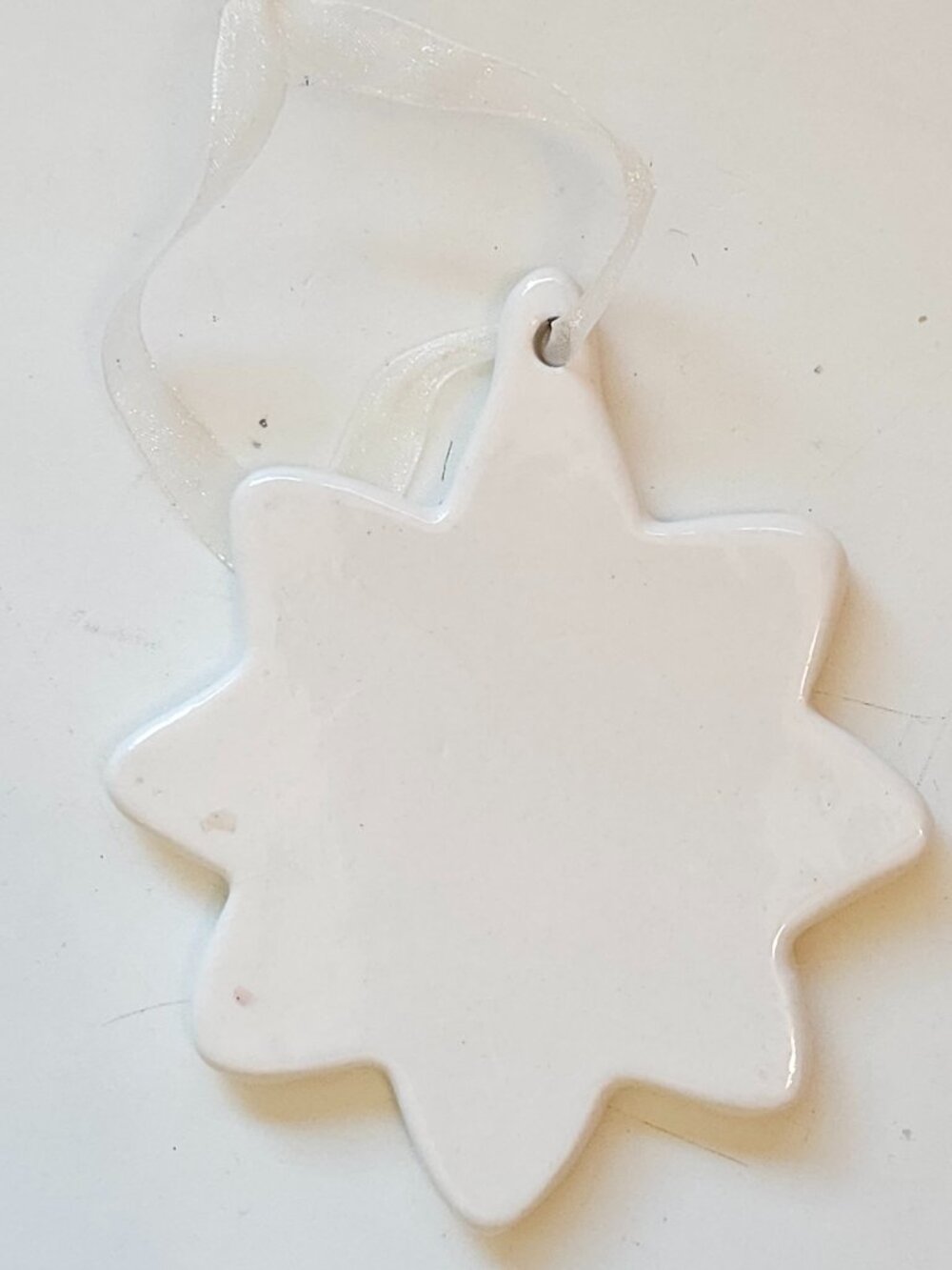 CLASSIC Christmas Ceramic Star Ornament Hand Painted Holly Berries - Picture 2 of 2